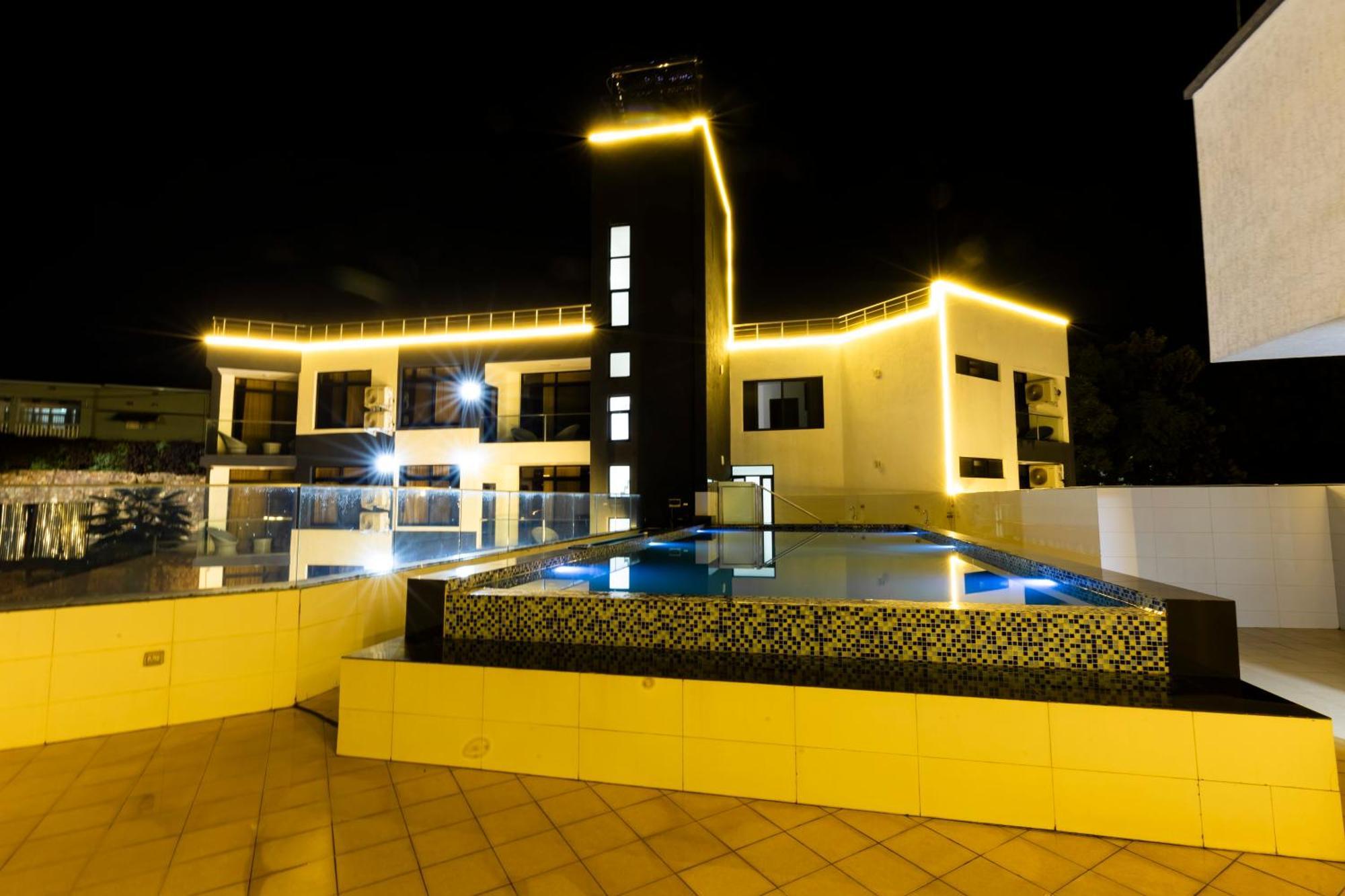 Cascadia Apartments Κιγκάλι Εξωτερικό φωτογραφία